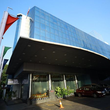 โรงแรมสัจ ลูเซีย Thiruvananthapuram ภายนอก รูปภาพ